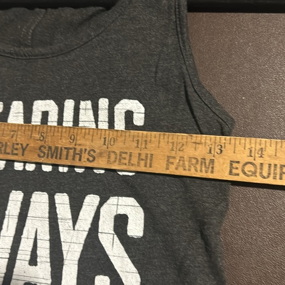 “Swearing always helps” graphic tank top - Picture 3 of 7